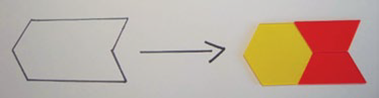 Un tracé, d’une flèche qui as du volume. Cette même flèche est représentée avec des mosaïques de mathématique : un pentagone et deux trapèzes.